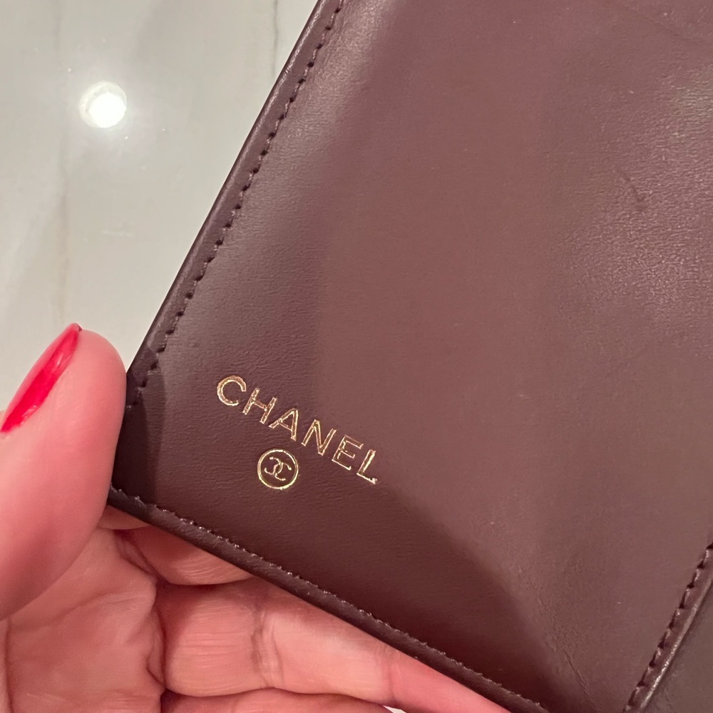 CHANEL Black Caviar Quilted Wallet - Picture 3 of 6